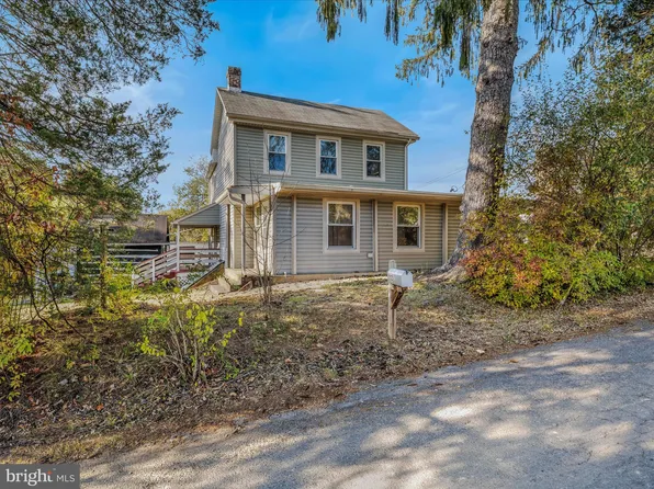 262 Sprinkle Mill Rd, Martinsburg, WV 25404