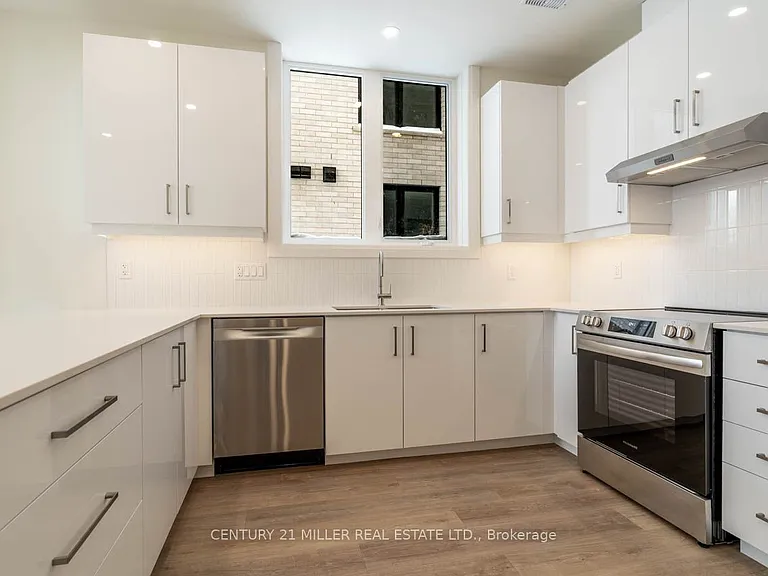 151 Richardson St #B — Photo 5