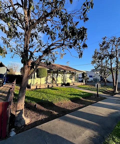 204 Palm Pl #A — Photo 2