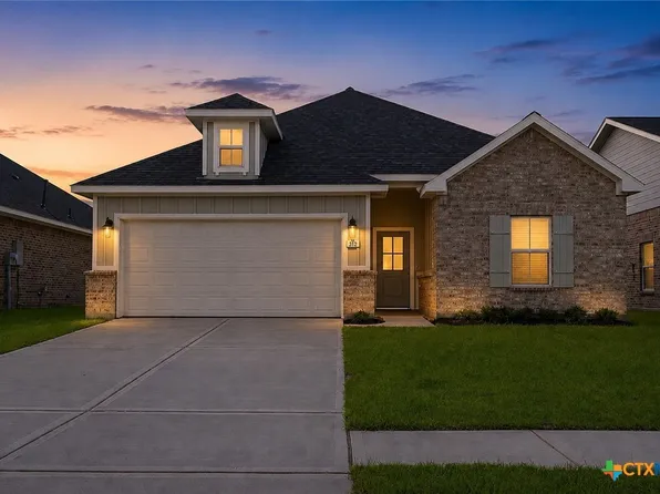 312 Cardinal Dr, Port Lavaca, TX 77979