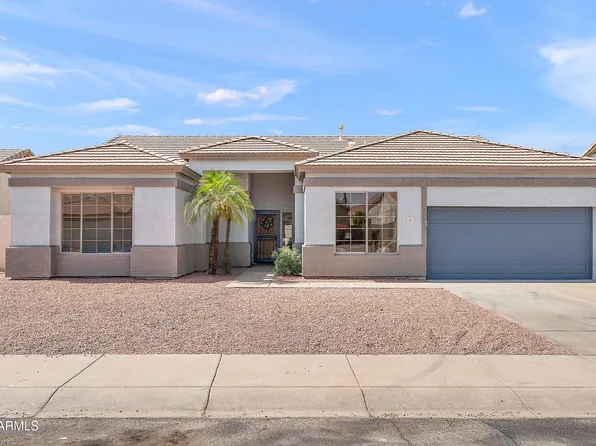 81 E SMOKE TREE Road, Gilbert, AZ 85296