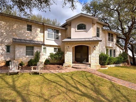 3rd image of 3206 Park Hills Dr