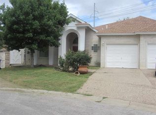 8512 Spring Valley Cir, Laredo, TX 78045
