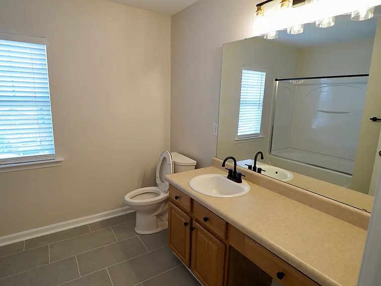 27 Border Ave — Photo 26