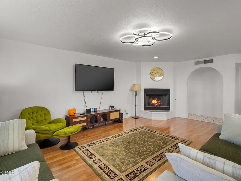 6205 La Posta Dr — Photo 12