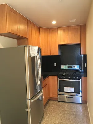 Rented by Q52 LLC | media 11