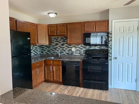 4th image of 10128 Squire Meadows Dr APT 2