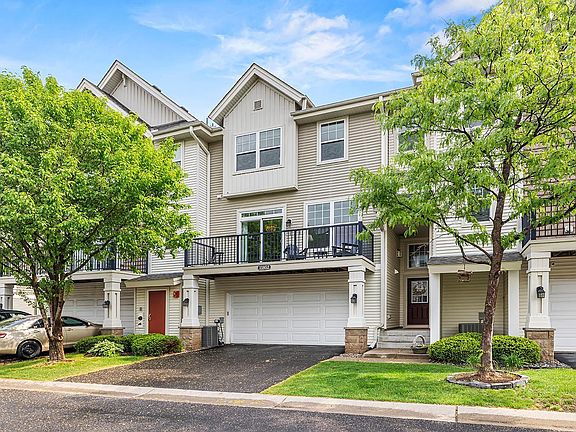 2nd image of 11852 Emery Village Dr N #3302