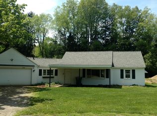 384 Minges Rd S, Battle Creek, MI 49015