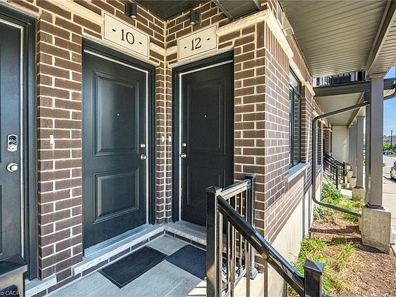4th image of 12 Wheat Ln