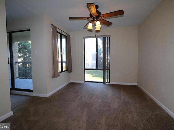3rd image of 1032 Brinker Dr