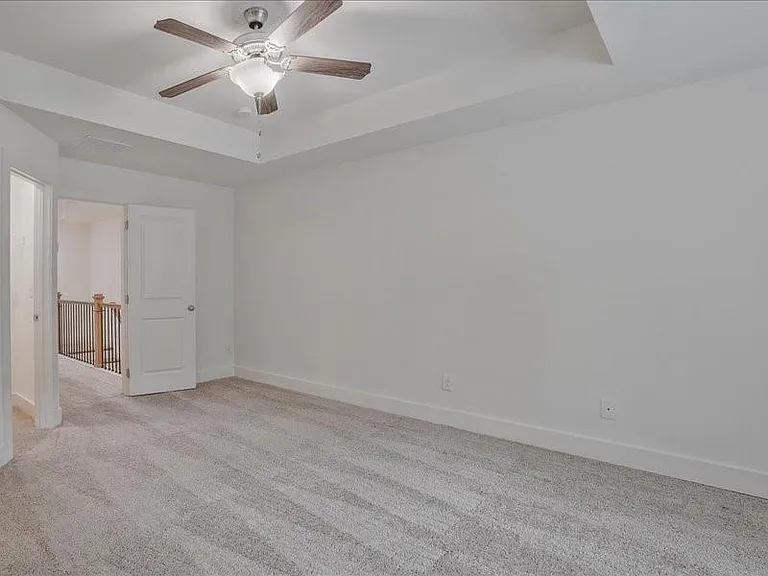 1809 Edgehill Dr — Photo 15