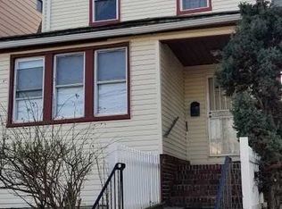 15902 84th Rd, Jamaica, NY 11432