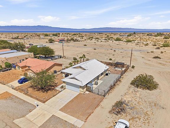2nd image of 2776 Leto Ave