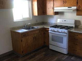 217 W 8th St #B, Santa Rosa, CA 95401