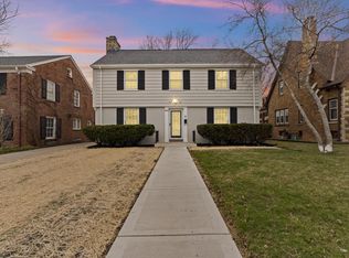 6329 North Berkeley BOULEVARD, Whitefish Bay, WI