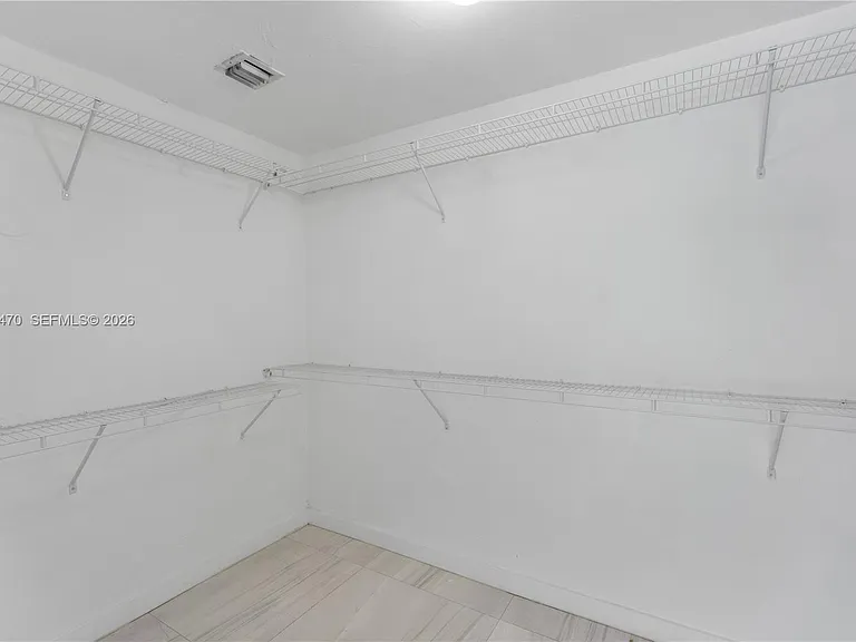 550 W 49th St — Photo 23