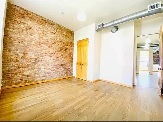 Rented by null | media 9