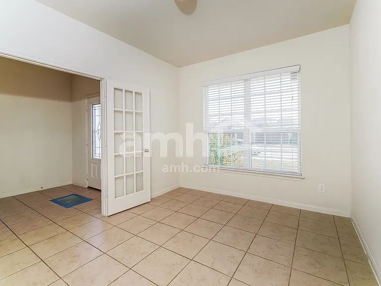 19904 Woodrow Wilson St — Photo 8