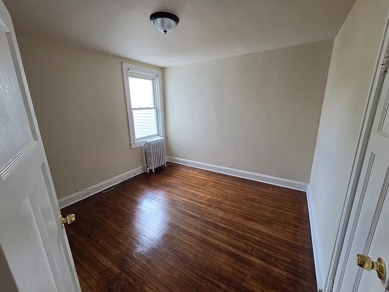 4224 Sheldon Ave — Photo 6