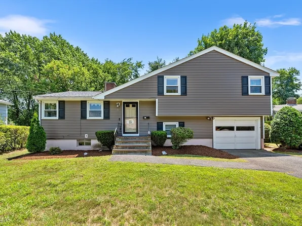 14 Bonito Dr, Framingham, MA 01701