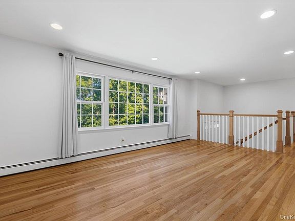 4th image of 46 Bacon Hill Road