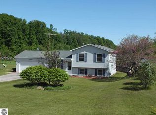 1401 Smith Rd, Traverse City, MI 49696