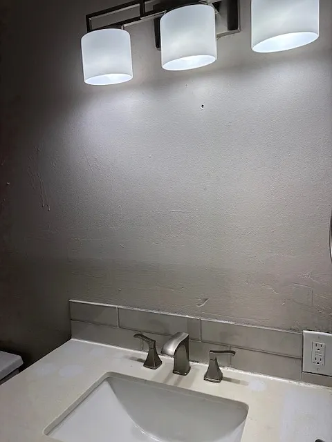 1 bed, 600 sqft, $1,050 — Photo 3