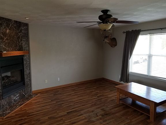 4th image of 14134 Hanna Way