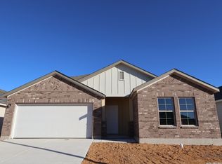 1112 Limestone Ridge, Seguin, TX 78155