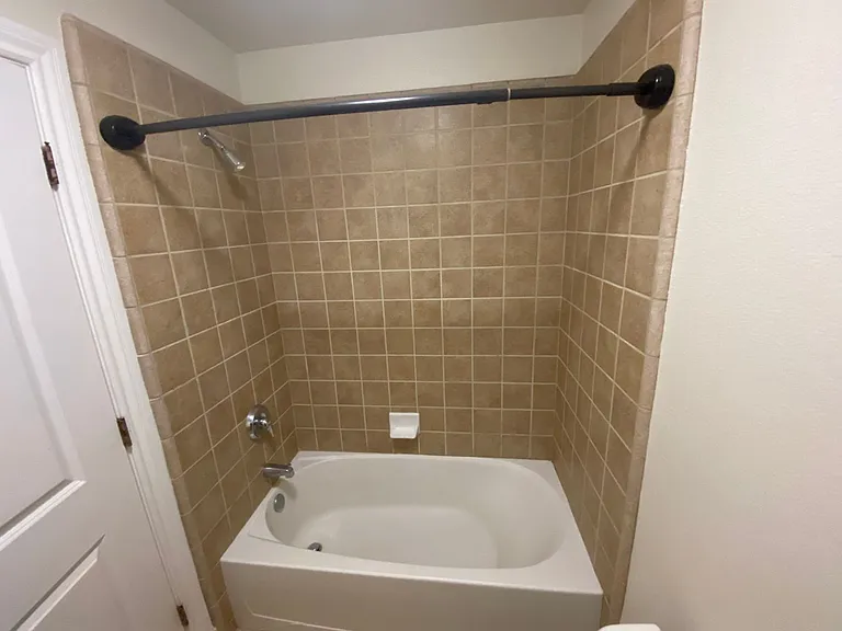 3035 Hastings Way — Photo 15