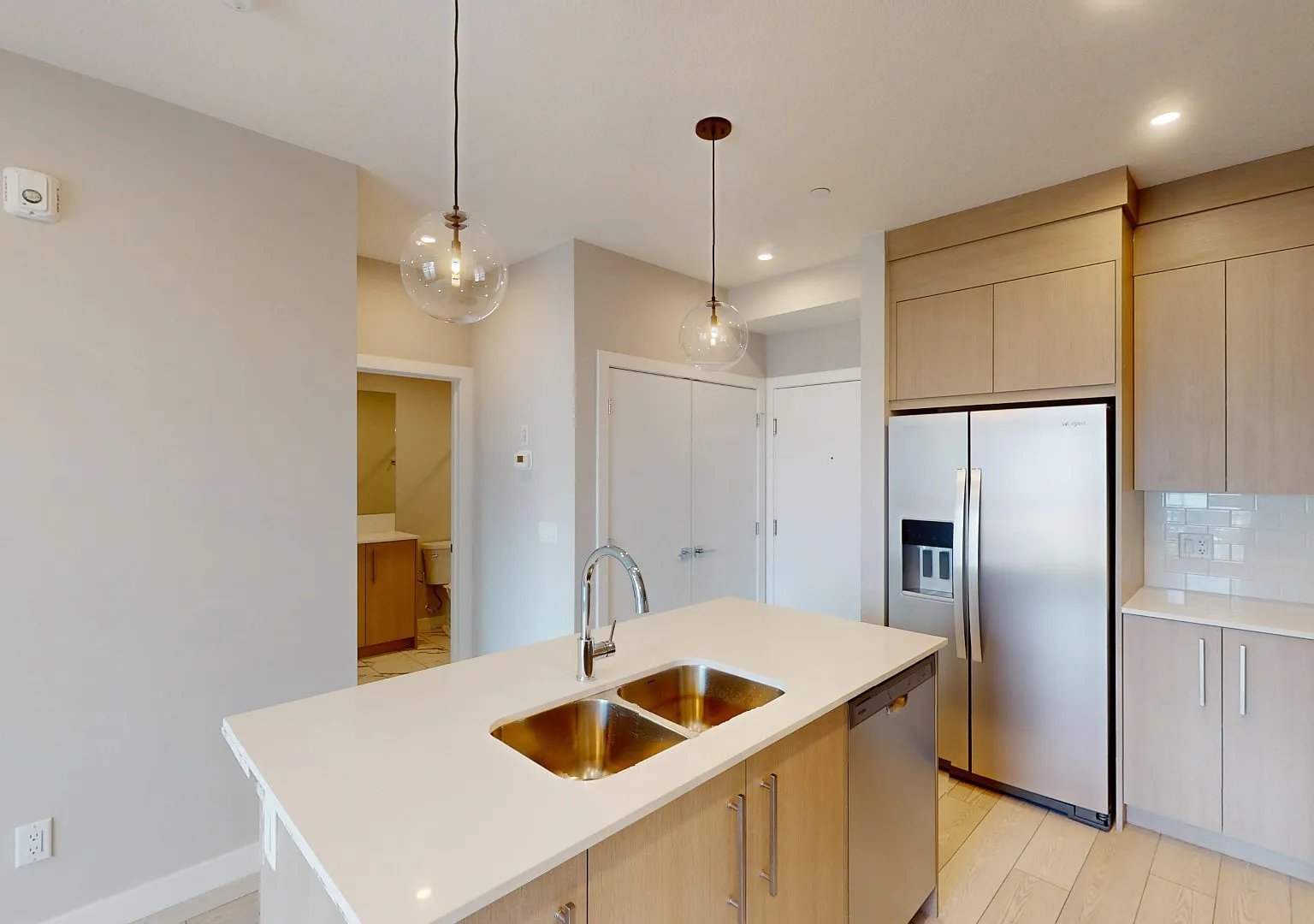 2206 - 265 Wolf Willow Blvd Se — Photo 4