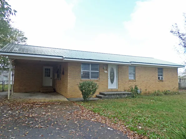 809 6th St NW, Red Bay, AL 35582