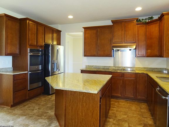 5th image of 108 Twin Ponds Ln