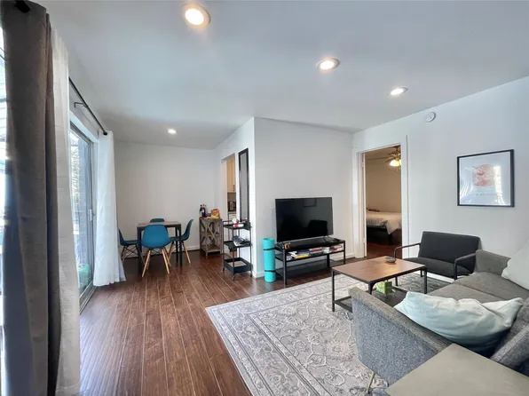 412 Pacific St #12E, Houston, TX 77006