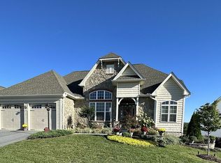 48 Robinson Way, Charles Town, WV 25414