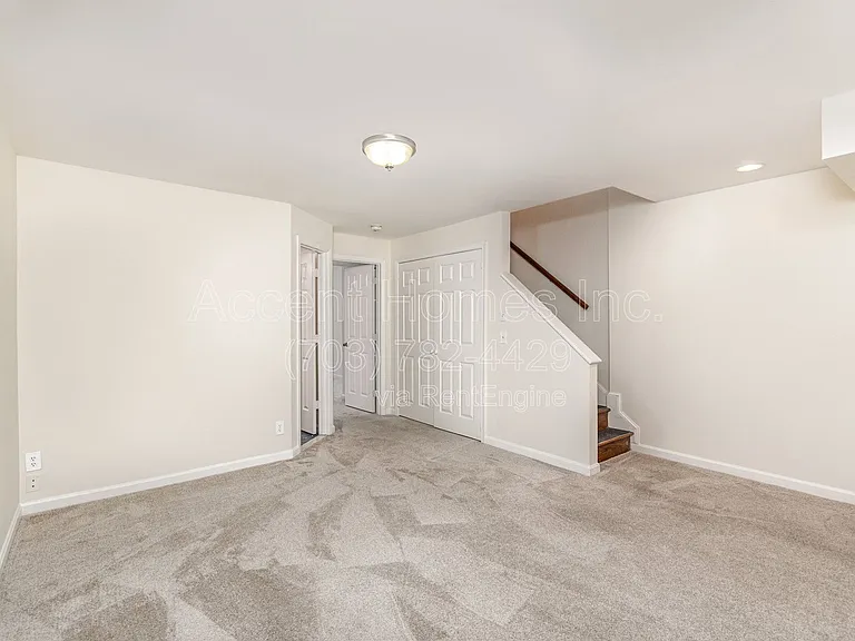 449 Old Town Ct — Photo 23