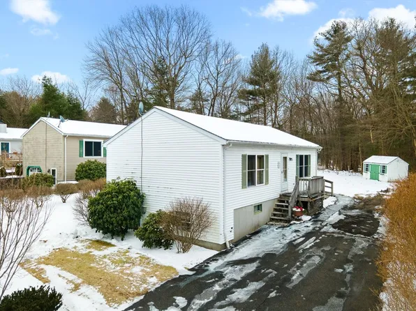 92 Eagle Dr, Douglas, MA 01516