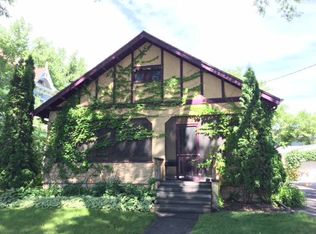 1308 6th St S, Fargo, ND 58103