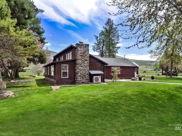 8000 Kirkpatrick Rd, Sweet, ID 83670