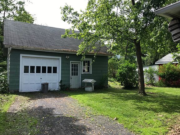 2nd image of 26 Bedford St