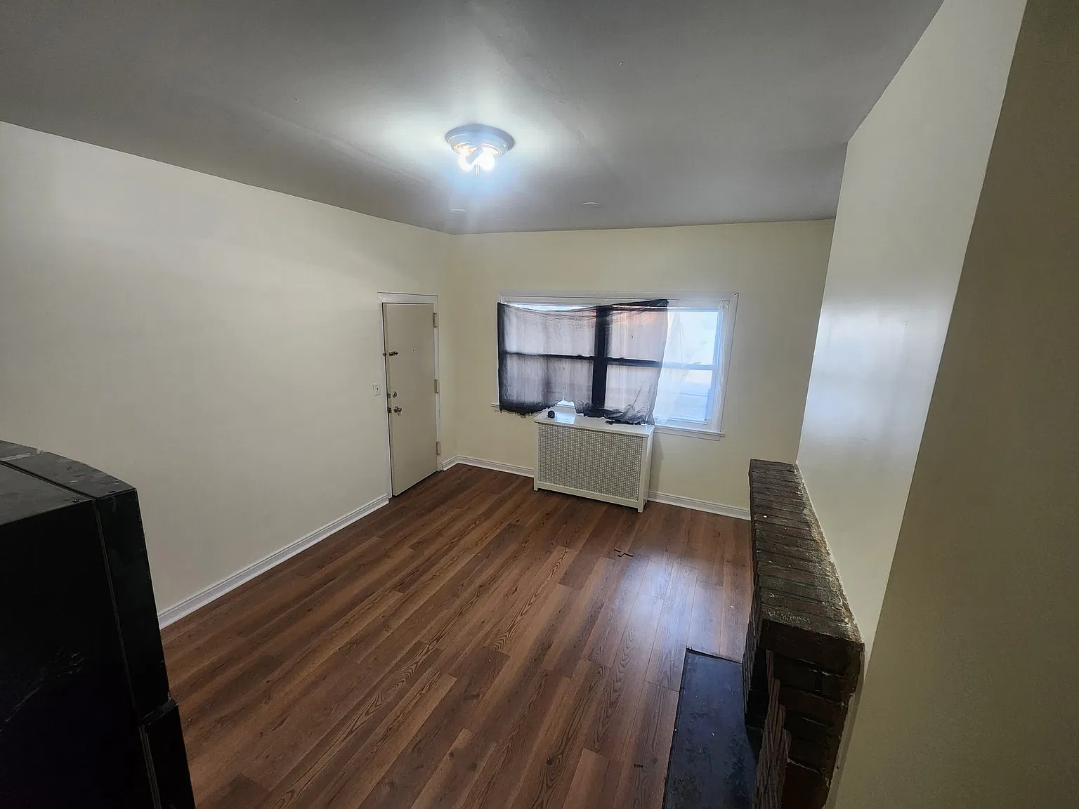 3 bed, 1000 sqft, $3,250 — Photo 1