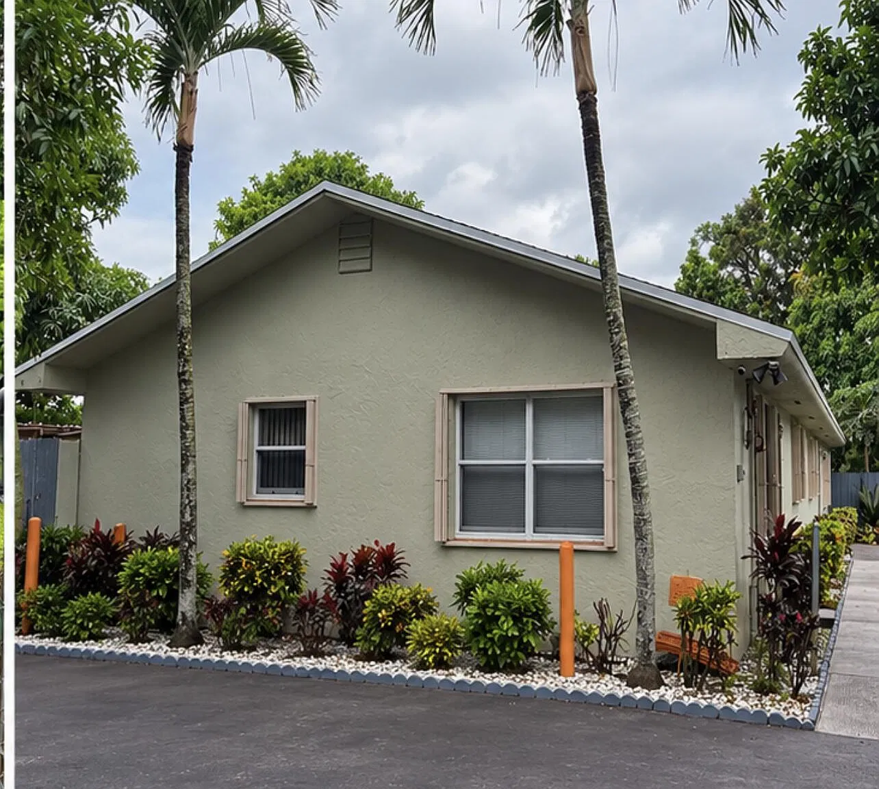3 bed, 2.0 bath, 2200 sqft, $2,300 — Photo 1
