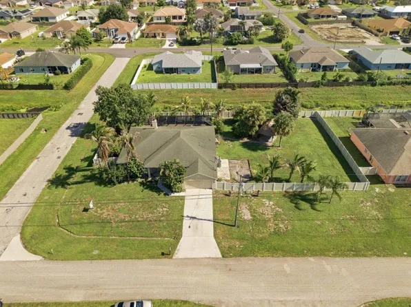 499 SW MILLARD Drive, Port St Lucie, FL 34953