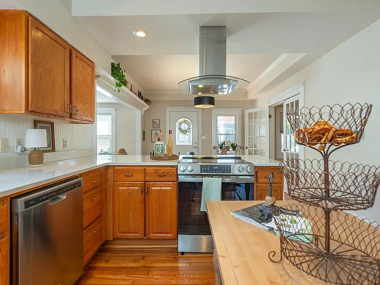 829 Montreat Rd — Photo 28