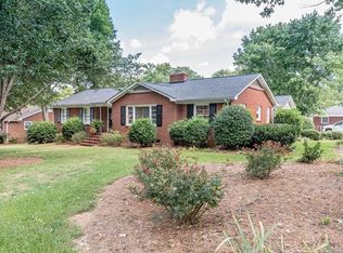 4700 Wedgewood Dr, Charlotte, NC 28210