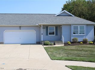 333 W Heatherwood Dr, Barberton, OH