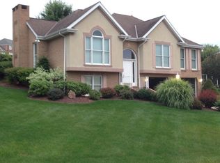 215 Rosewood St, Belle Vernon, PA 15012