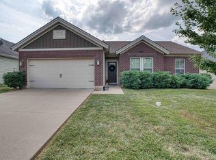 825 Tawny Dr, Evansville, IN 47712