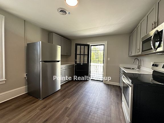 4th image of 115 E Atlantic St